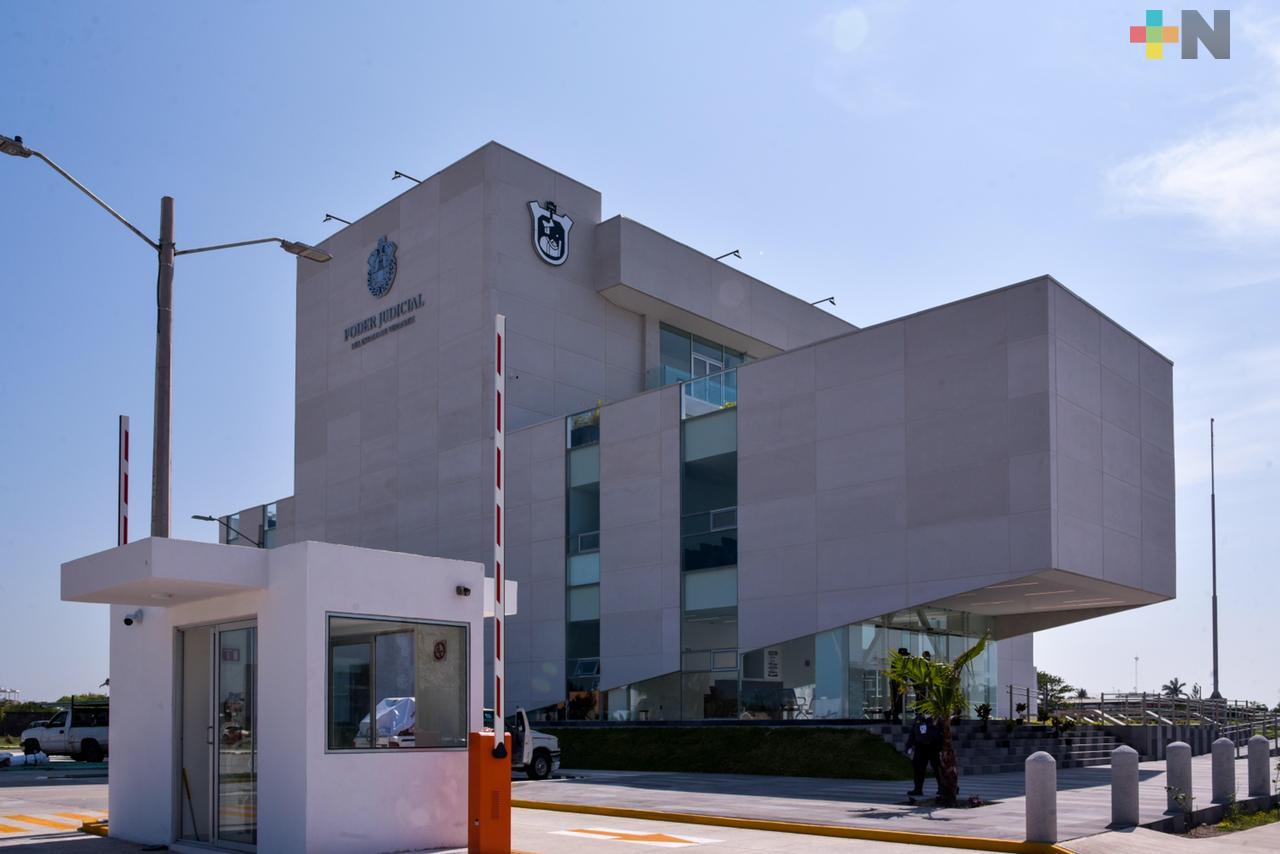 Isabel Inés Romero Cruz entrega la Ciudad Judicial de Medellín