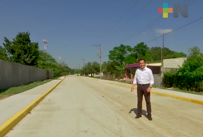 Gobernador de Veracruz supervisó obras en Ixmatlahuacan, en la Cuenca del Papaloapan