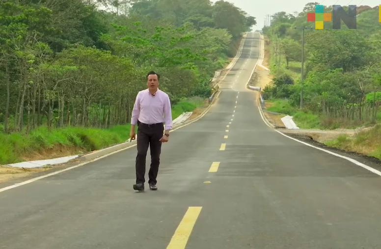 Gobernador supervisó rehabilitación del camino de Edén de las Flores en municipio de Playa Vicente