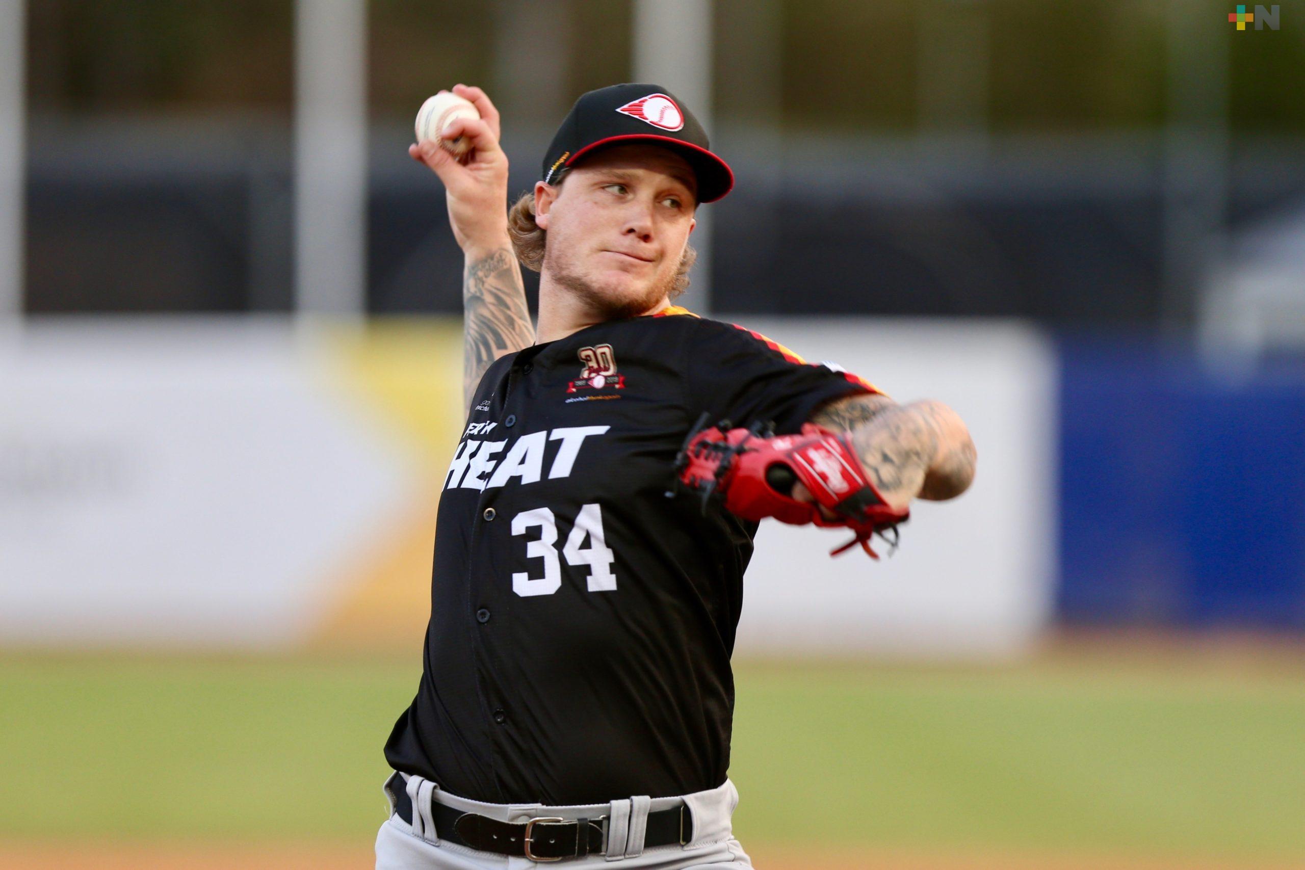 Dylan Unsworth, pitcher australiano al Águila