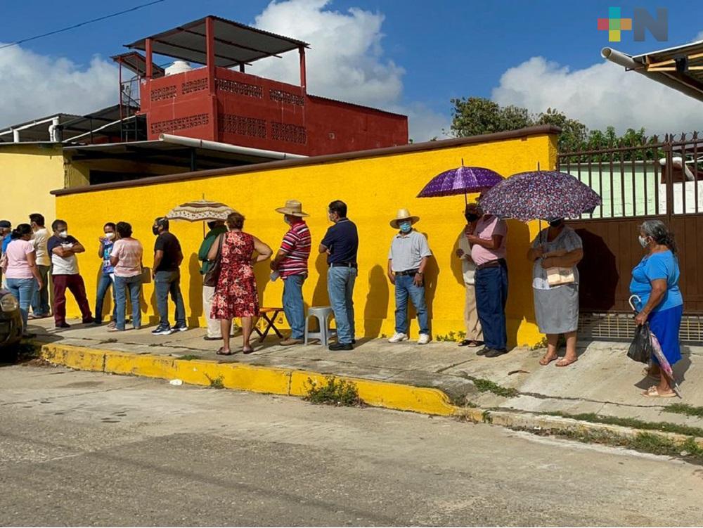 En Cosoleacaque más de 10 mil adultos mayores serán vacunados contra COVID-19