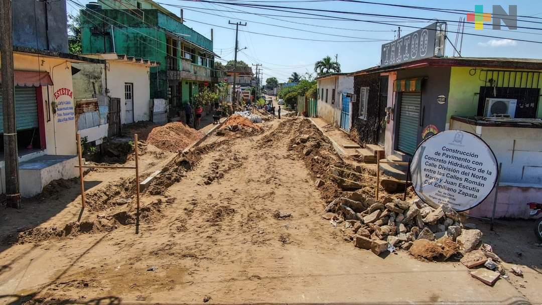 Ayuntamiento sigue entregando obra pública en Coatzacoalcos