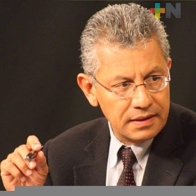 MC ofrece candidatura a ex rector Raúl Arias Lovillo