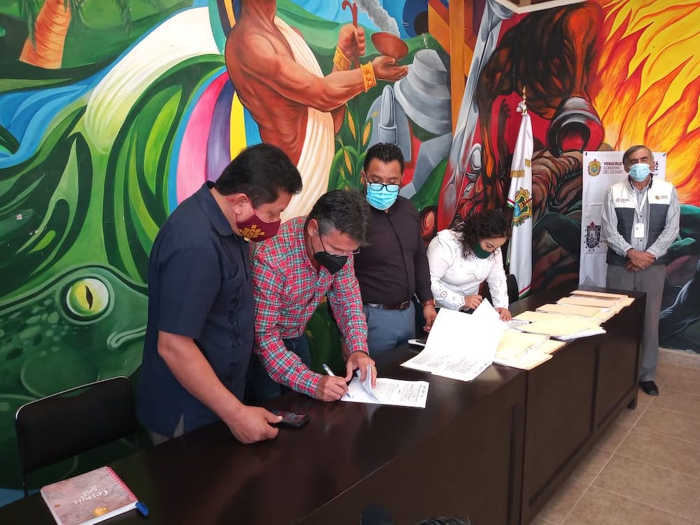 Firma SEDESOL convenio de colaboración con 36 alcaldes, para continuar mejorado viviendas