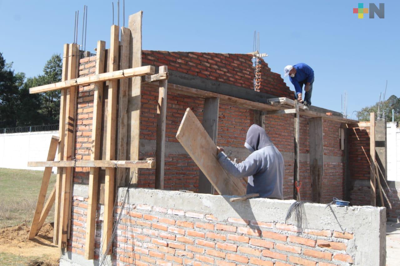 Estudiantes de Villa Aldama y Altotonga recibirán edificio nuevo y obras que mejorarán su entorno