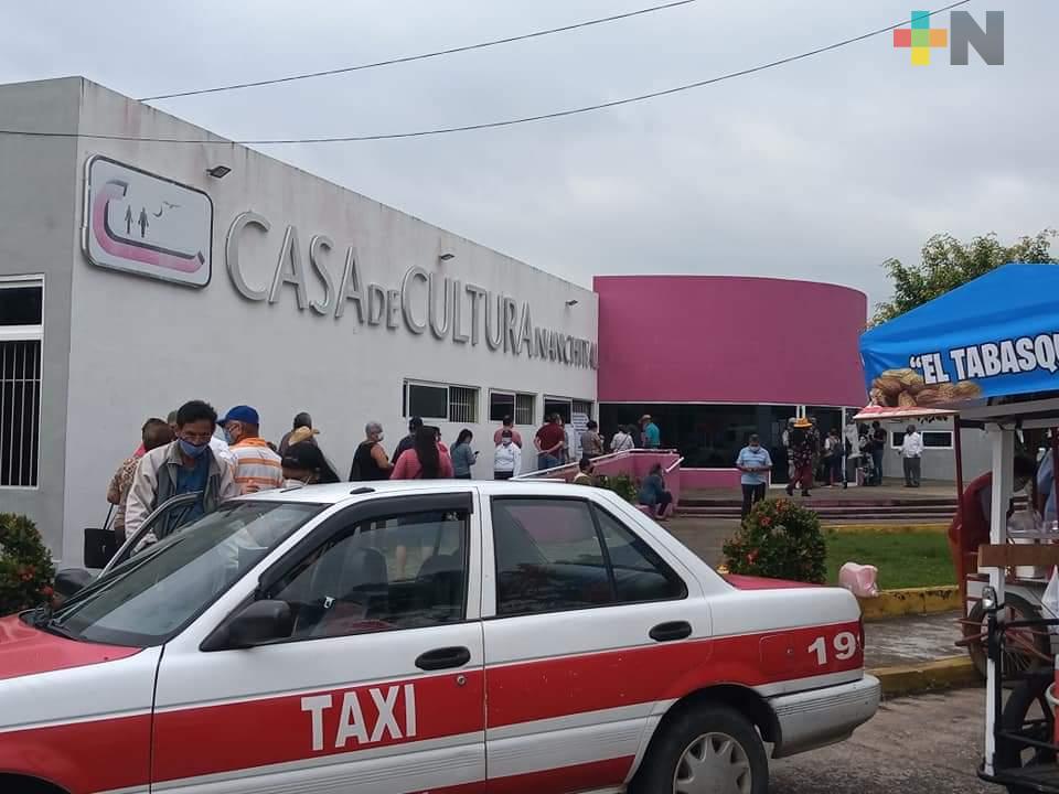 Comienza vacunación anti-covid para adultos mayores en Nanchital