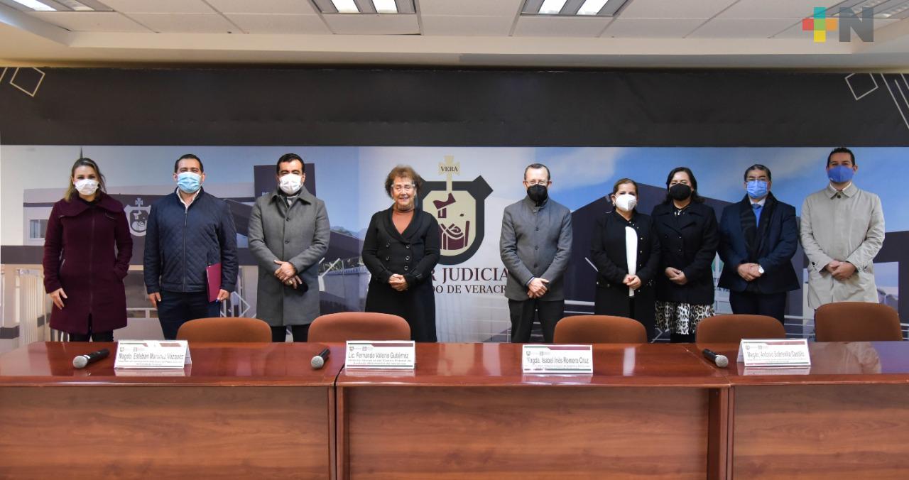 Con diplomado virtual PJEV capacita a jueces municipales