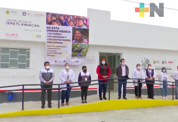 El gobernador entregó obras e insumos en los municipios de Acula e Ixmatlahuacan