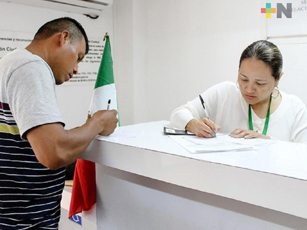 Jornaleros de Tuxpan, los que más realizan trámites de pasaporte
