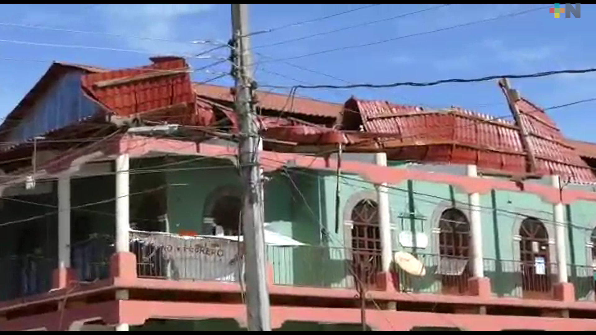 Afectaciones en Huayacocotla por viento