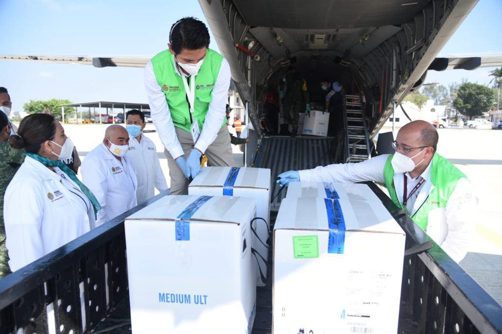 Llegaron a Veracruz más vacunas anticovid para personal de salud y adultos mayores