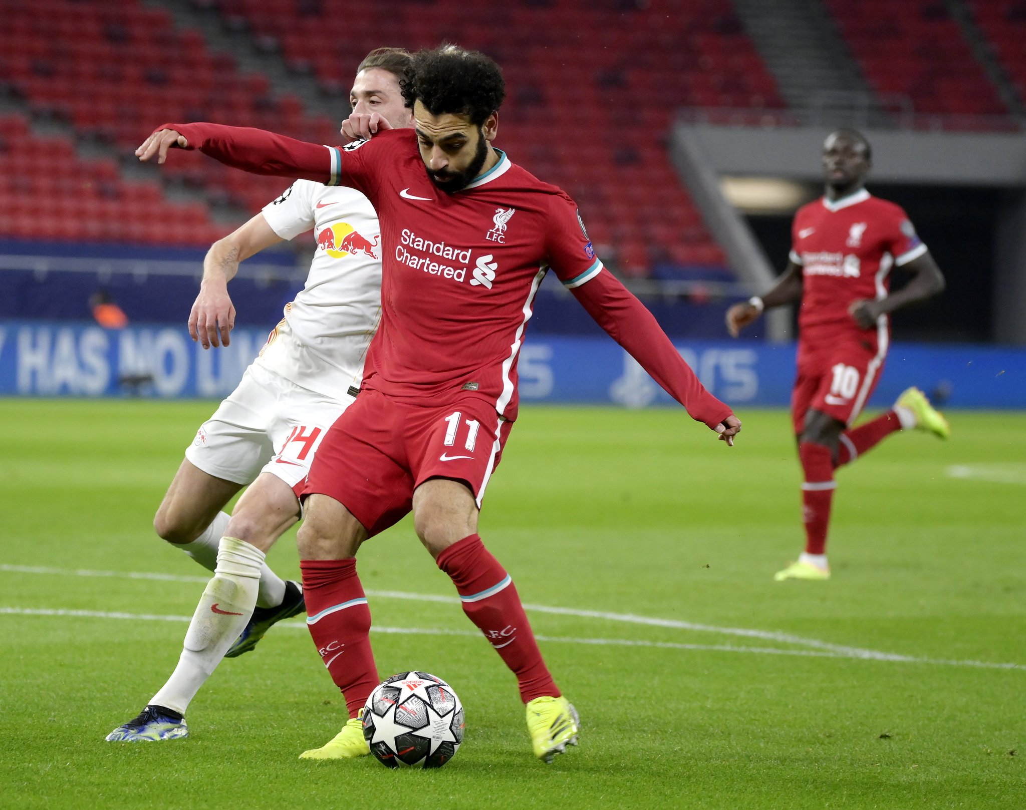 Sin problemas, Liverpool avanzó a cuartos de final de la Champions League