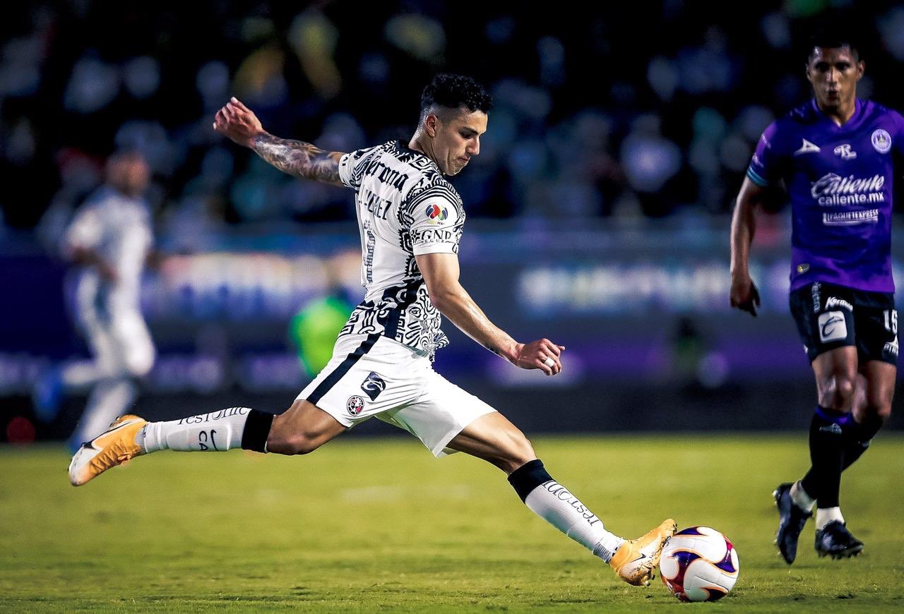 Sin lucir, América derrotó 1-0 a Mazatlán y sigue su buen paso bajo el mando de Solari