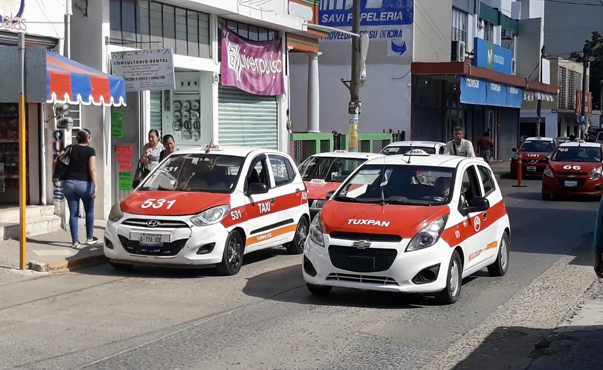 En Tuxpan verifican que el transporte público opere de manera regular para seguridad de los pasajeros