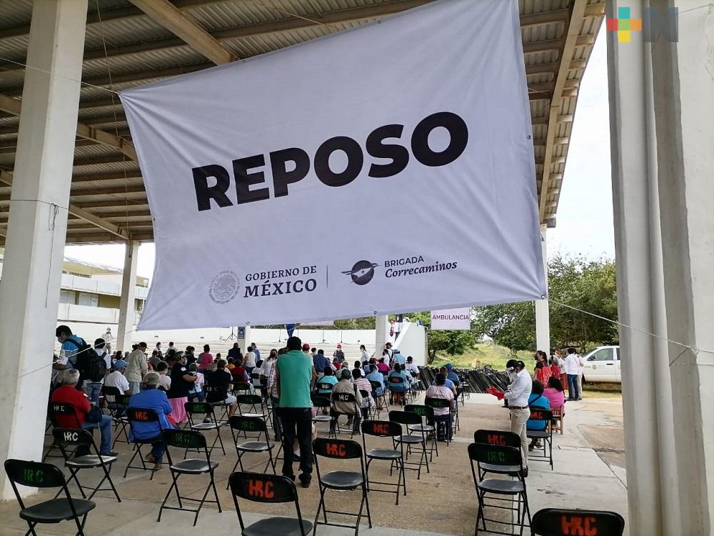 En Coatzacoalcos, módulos de vacunación registraron menor afluencia de adultos mayores