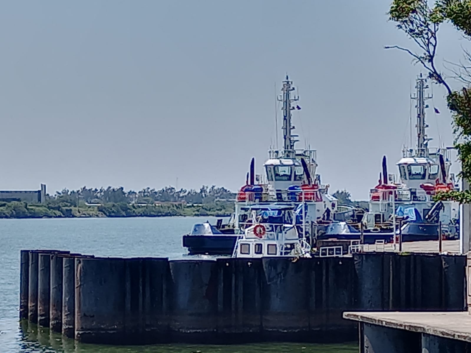 Empresarios proponen a candidatos exponer sus propuestas de campaña