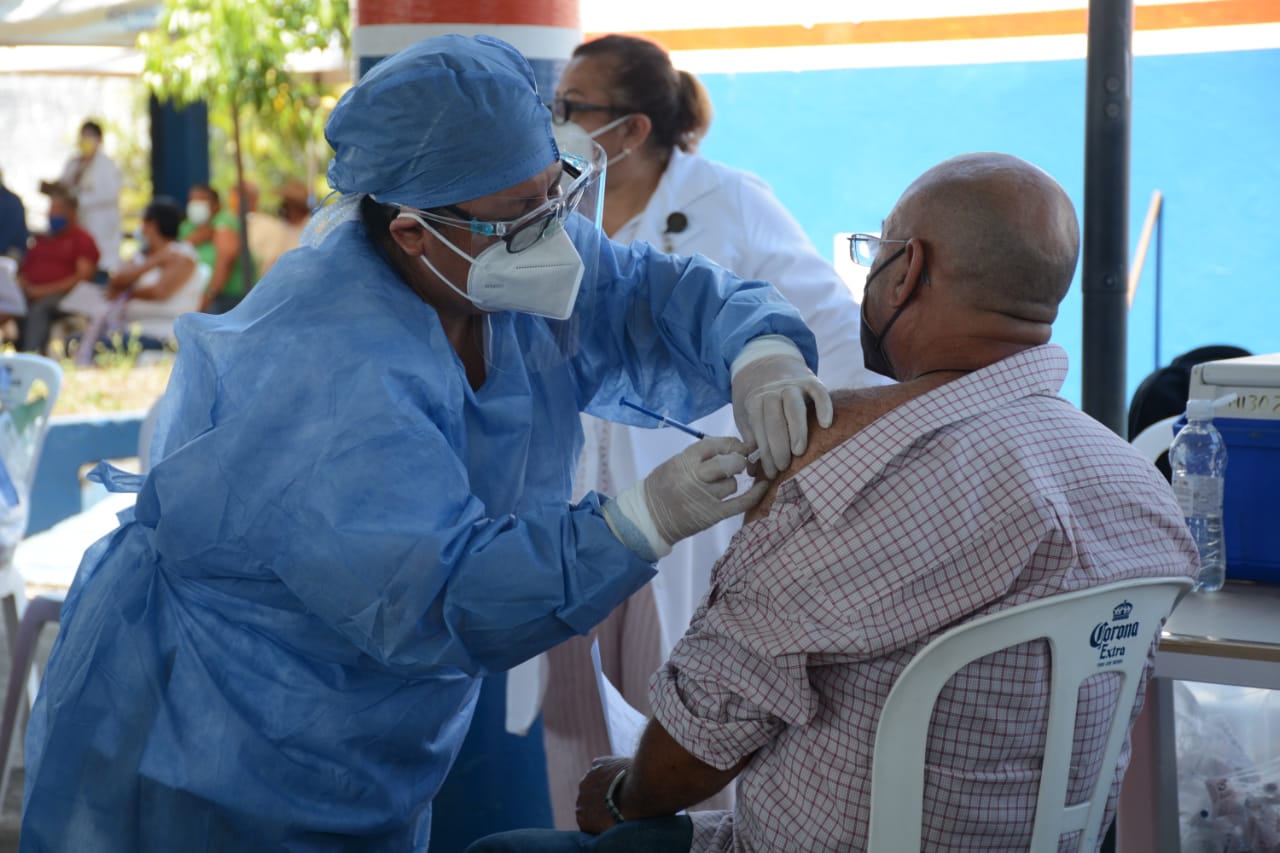 Llegarán segundas dosis contra COVID al Puerto de Veracruz, San Andrés Tuxtla y Fortín de las Flores