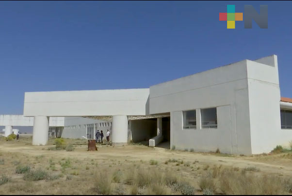 Gobernador Cuitláhuac García Jiménez anunció la rehabilitación del Hospital General de Perote