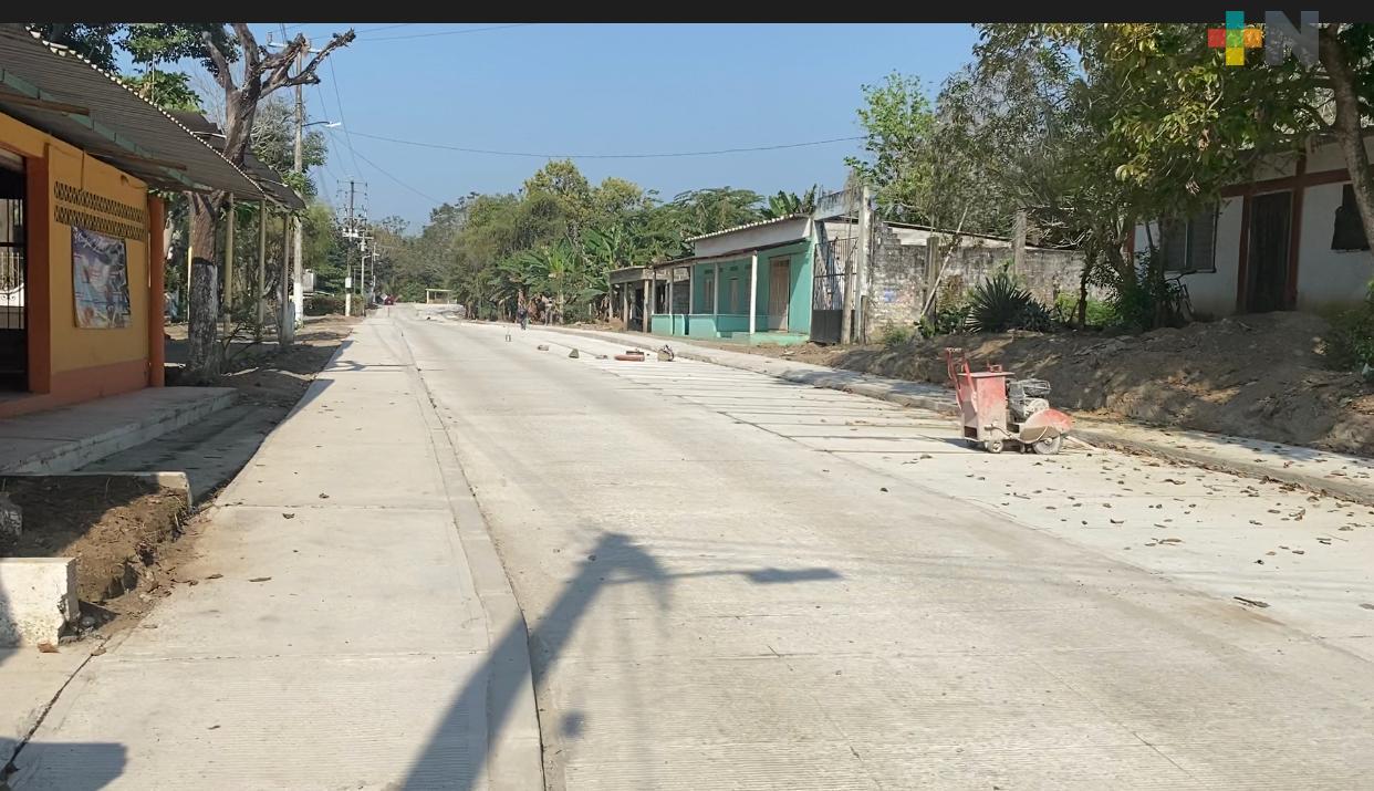 Agradecen obra de pavimentación en la cuenca del Papaloapan