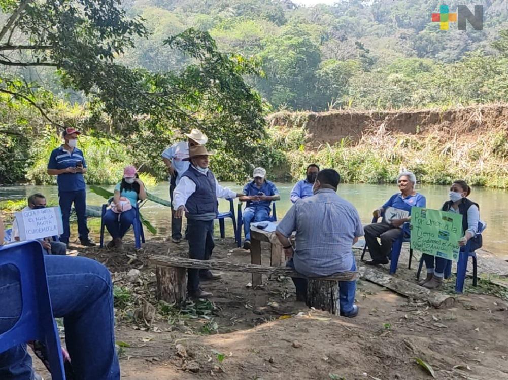 Integrantes de la Coordinadora en Defensa del Río Atoyac, se reunieron para exponer problemáticas del afluente