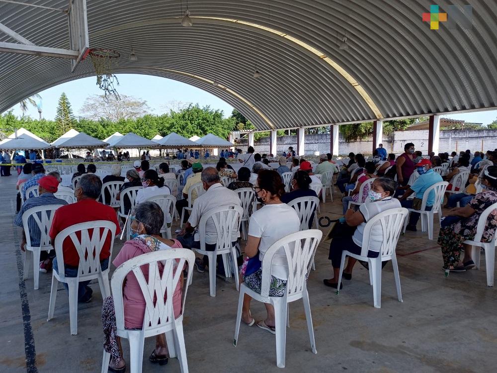 Vacunación contra COVID-19 concentra esfuerzos en ciudades con alta densidad poblacional