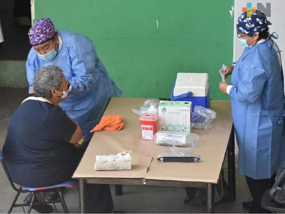 Llega módulo a Congregación de Tonalá para aplicar vacuna anticovid
