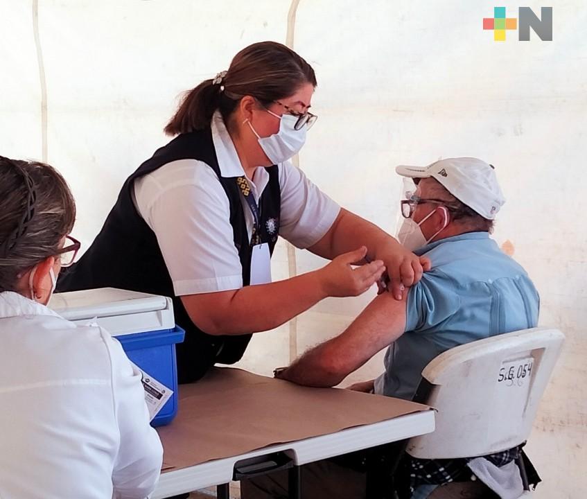 Llegan las vacunas contra COVID a Fortín