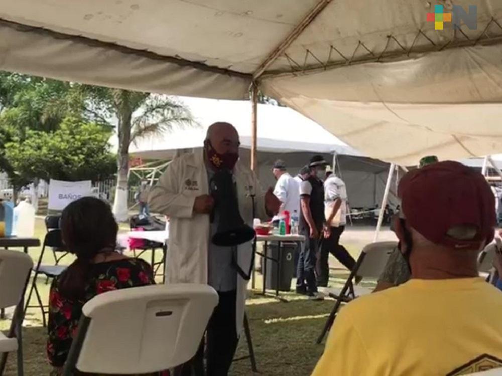 Supervisó secretario de Salud atención a adultos mayores durante vacunación contra Covid en Xalapa