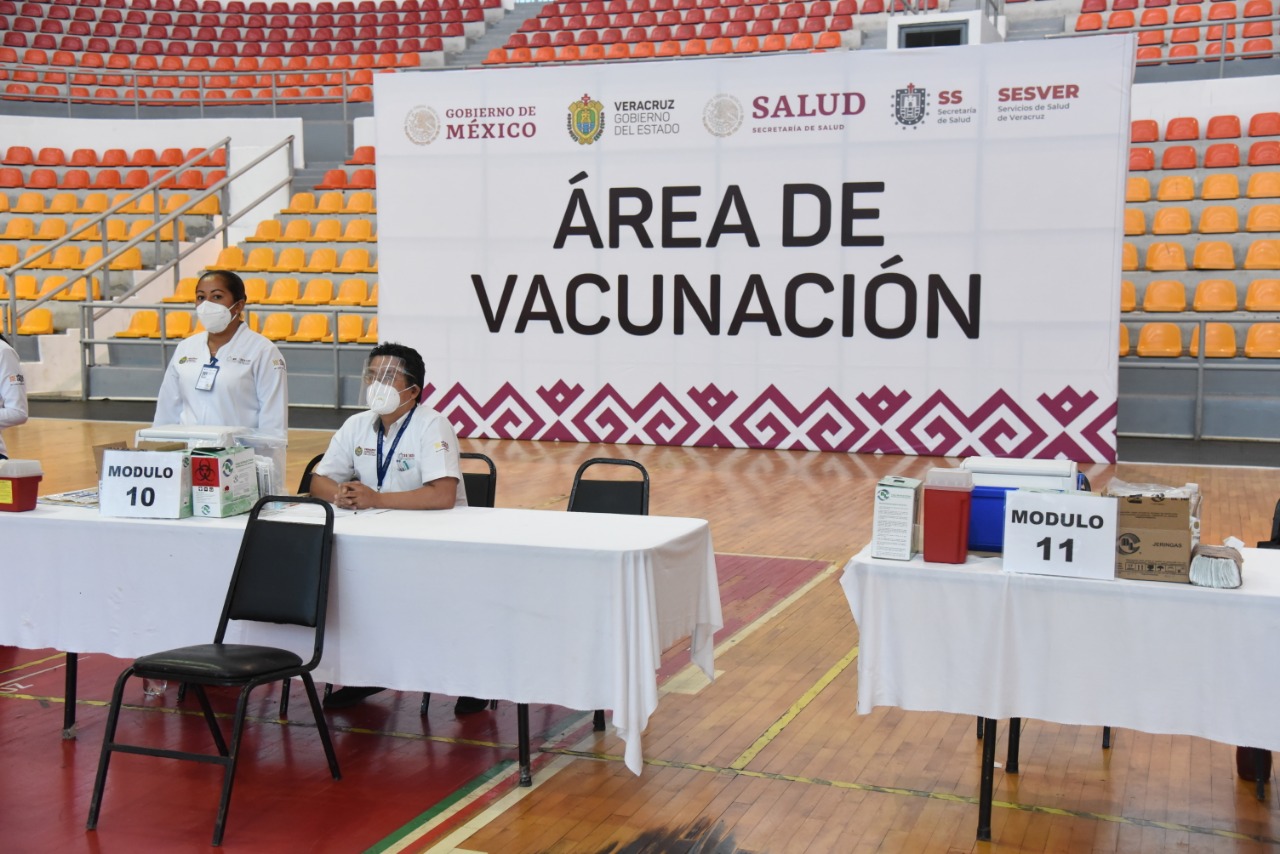 Abierta la plataforma para vacunación de personas entre 40 y 49 años: gobernador de Veracruz