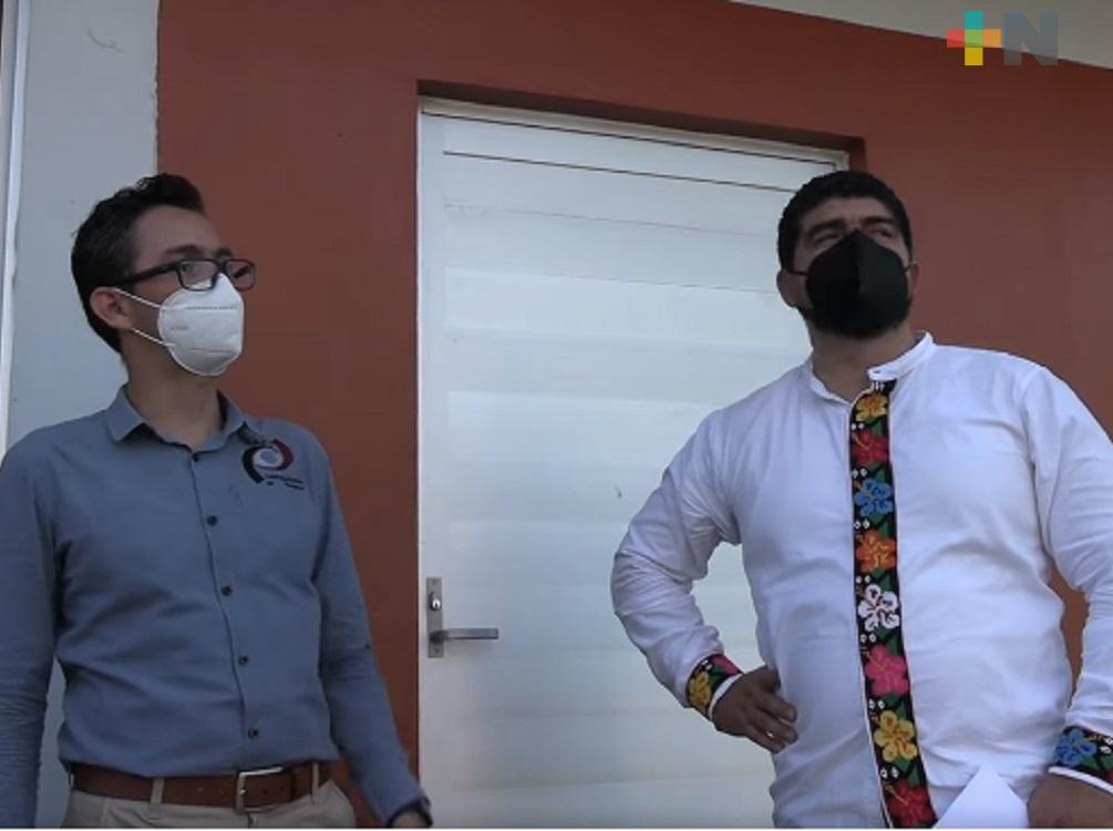 Zenyazen Escobar supervisó trabajos realizados en escuelas de Tecolutla