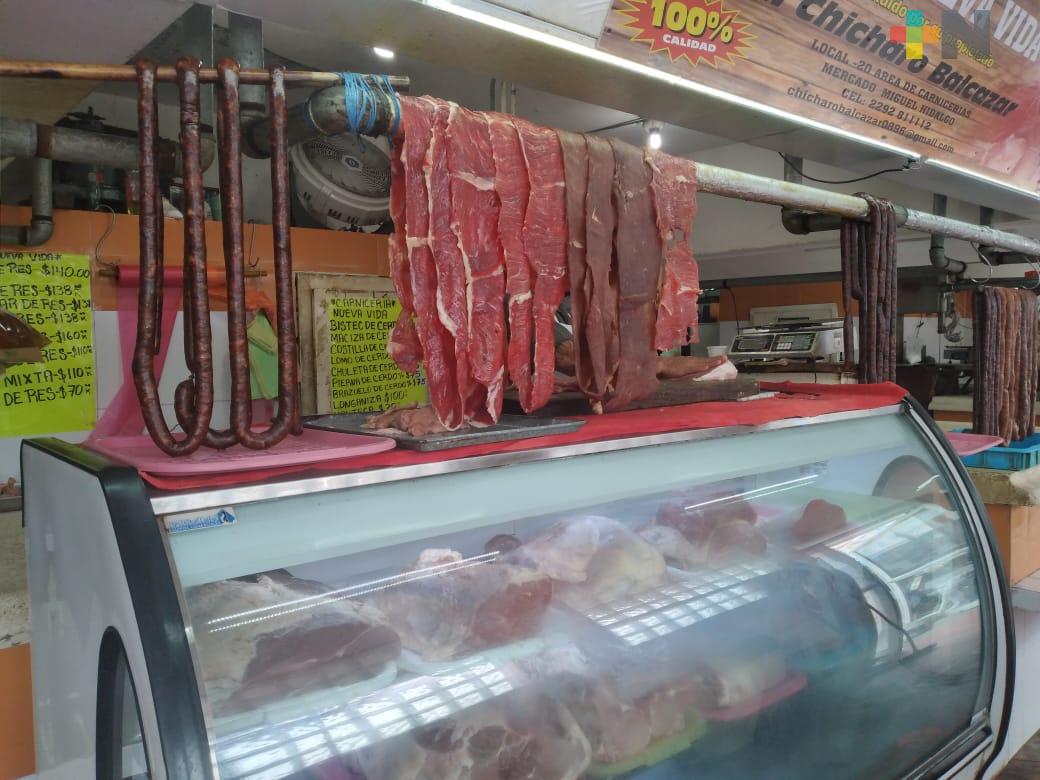 Por Semana Santa, bajan ventas de carne roja en mercado de Veracruz