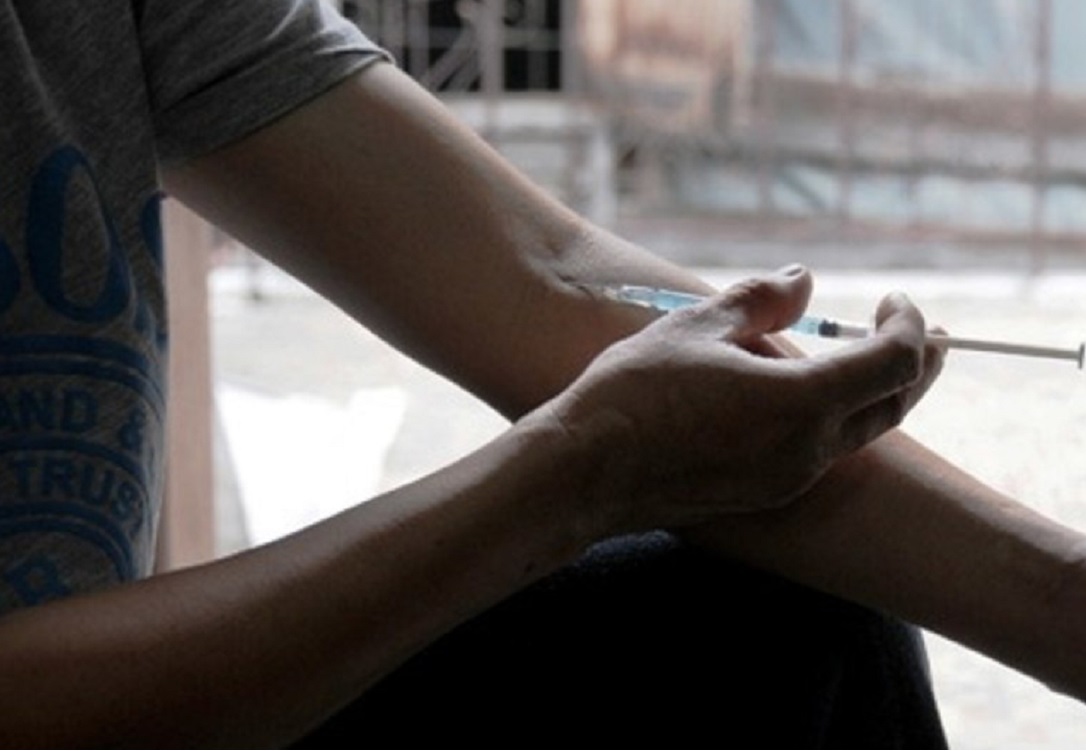 Autoridades deben implementar un plan para combatir adicciones en menores de edad