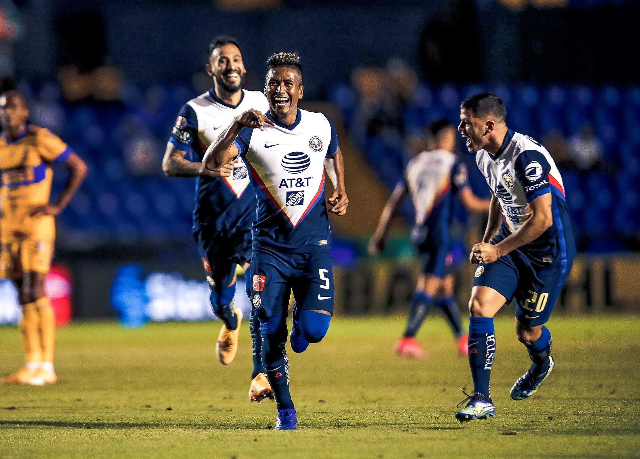 Con categoría América derrotó y evidenció a Tigres: 1-3