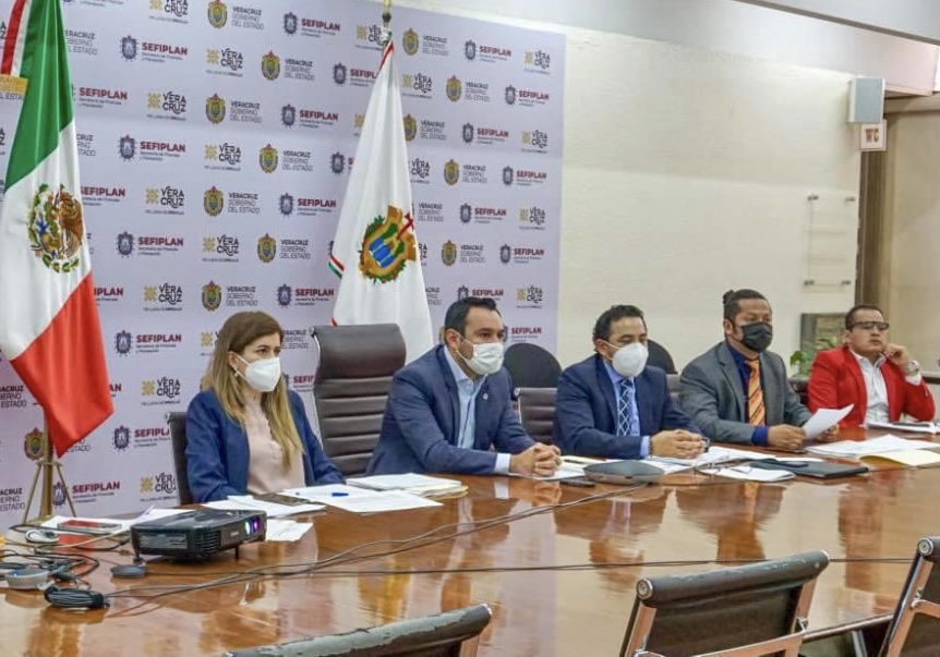 La Secretaría de Finanzas de Veracruz recibió la visita de la calificadora HR Ratings, informó Lima Franco