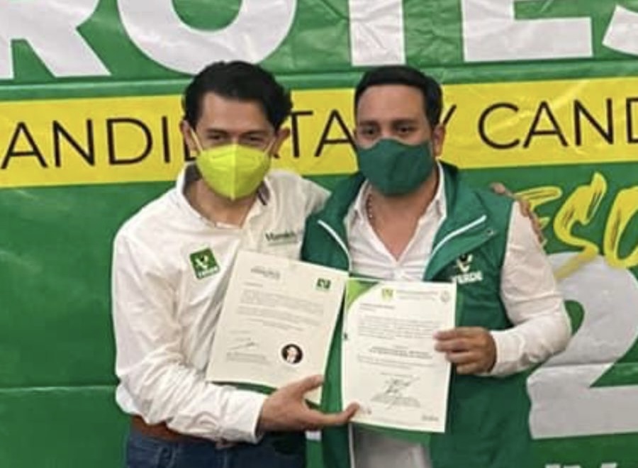 Marcos Isleño recibió constancia como candidato a la alcaldía de Medellín