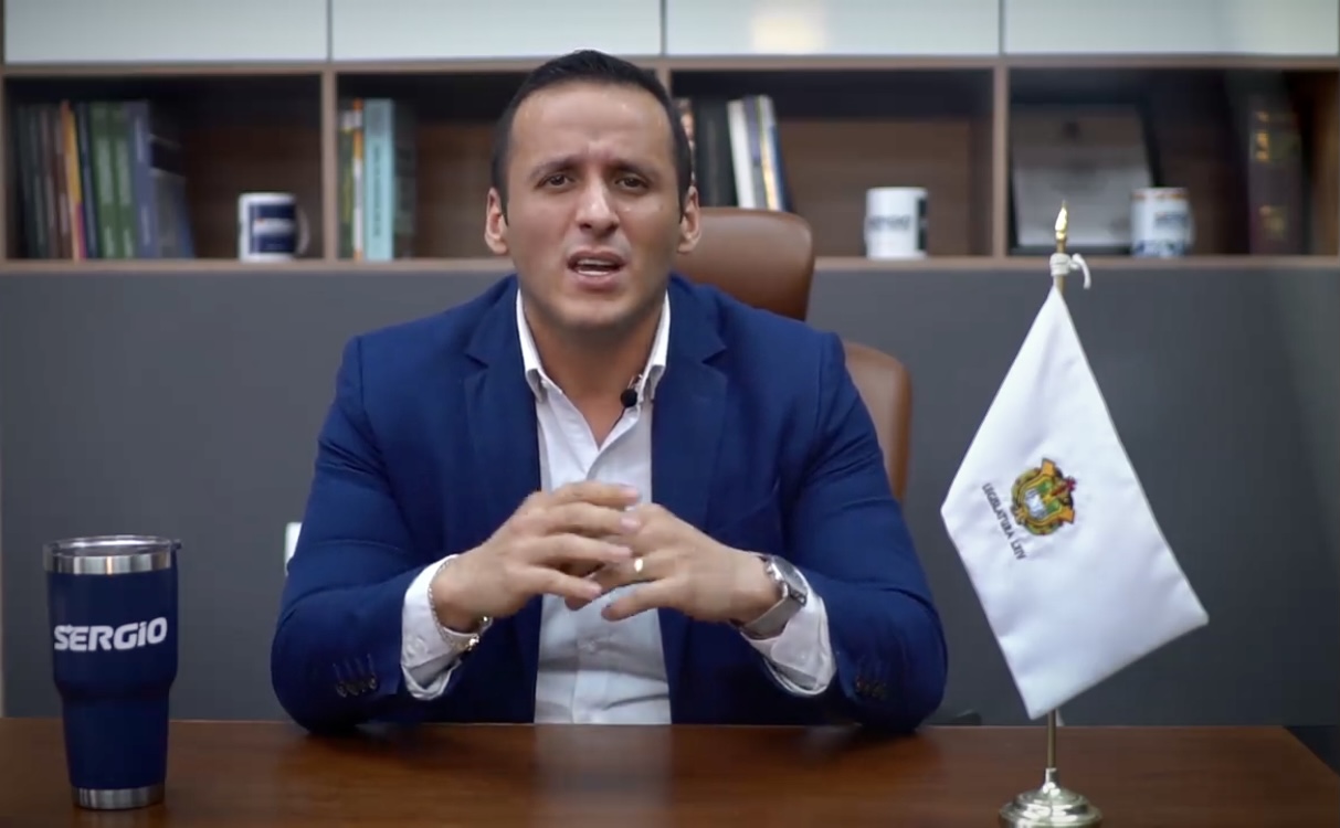 Critica Sergio Hernández designación de candidato de alianza Va por México a la alcaldía de Xalapa