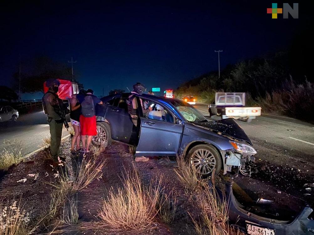 Accidente en carretera  Acayucan-Sayula de Alemán dejó como saldo una persona fallecida y otra lesionada