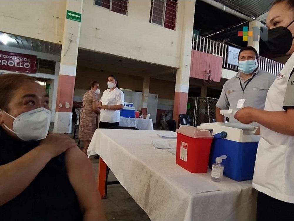 Adultos mayores de Las Vigas recibieron segunda dosis de vacuna anticovid