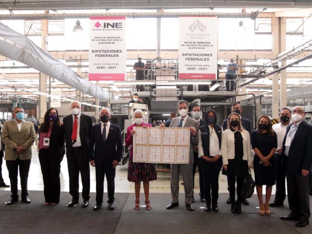 INE inició la impresión de 101.6 millones boletas para los comicios del 6 de junio