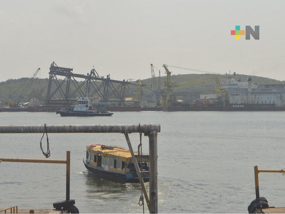 Barco Telford 28 brinda hospedaje a personal que realiza exploraciones petroleras en Golfo de México