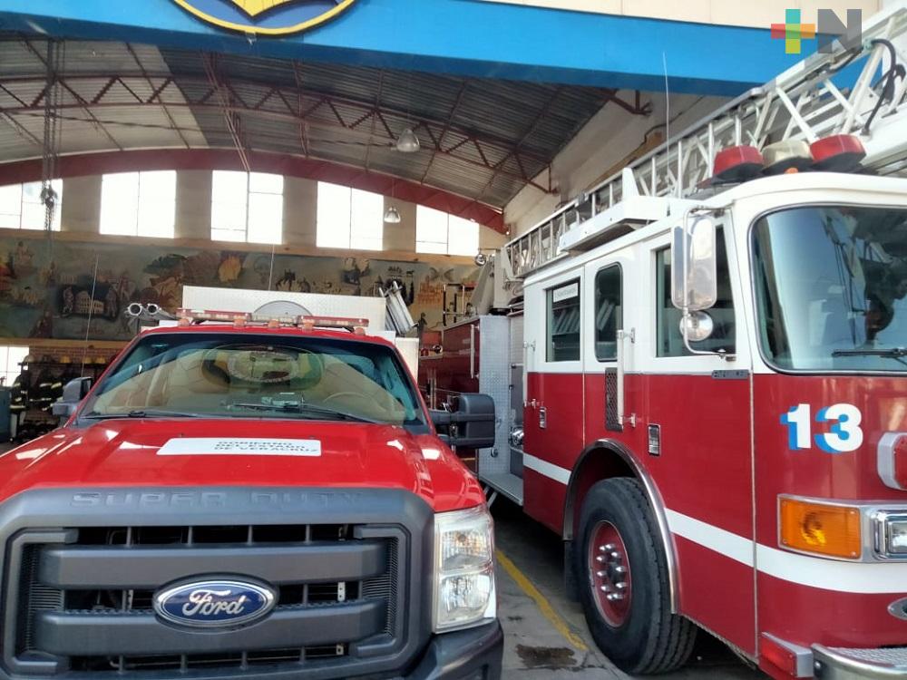 Bomberos de Xalapa y Coatepec piden ser vacunados contra COVID-19