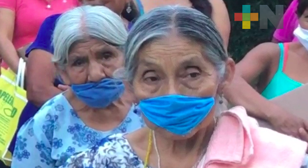 Inicia jornada de vacunación contra el COVID-19 en la sierra de Huayacocotla