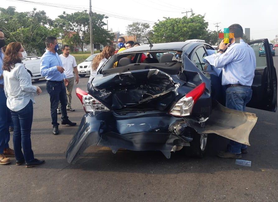 Choque por alcance en carretera Veracruz-El Tejar deja una lesionada