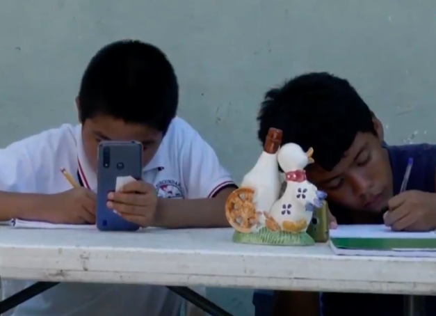 Esperan madres de familia que vacunación a docentes acelere regreso a clases presenciales