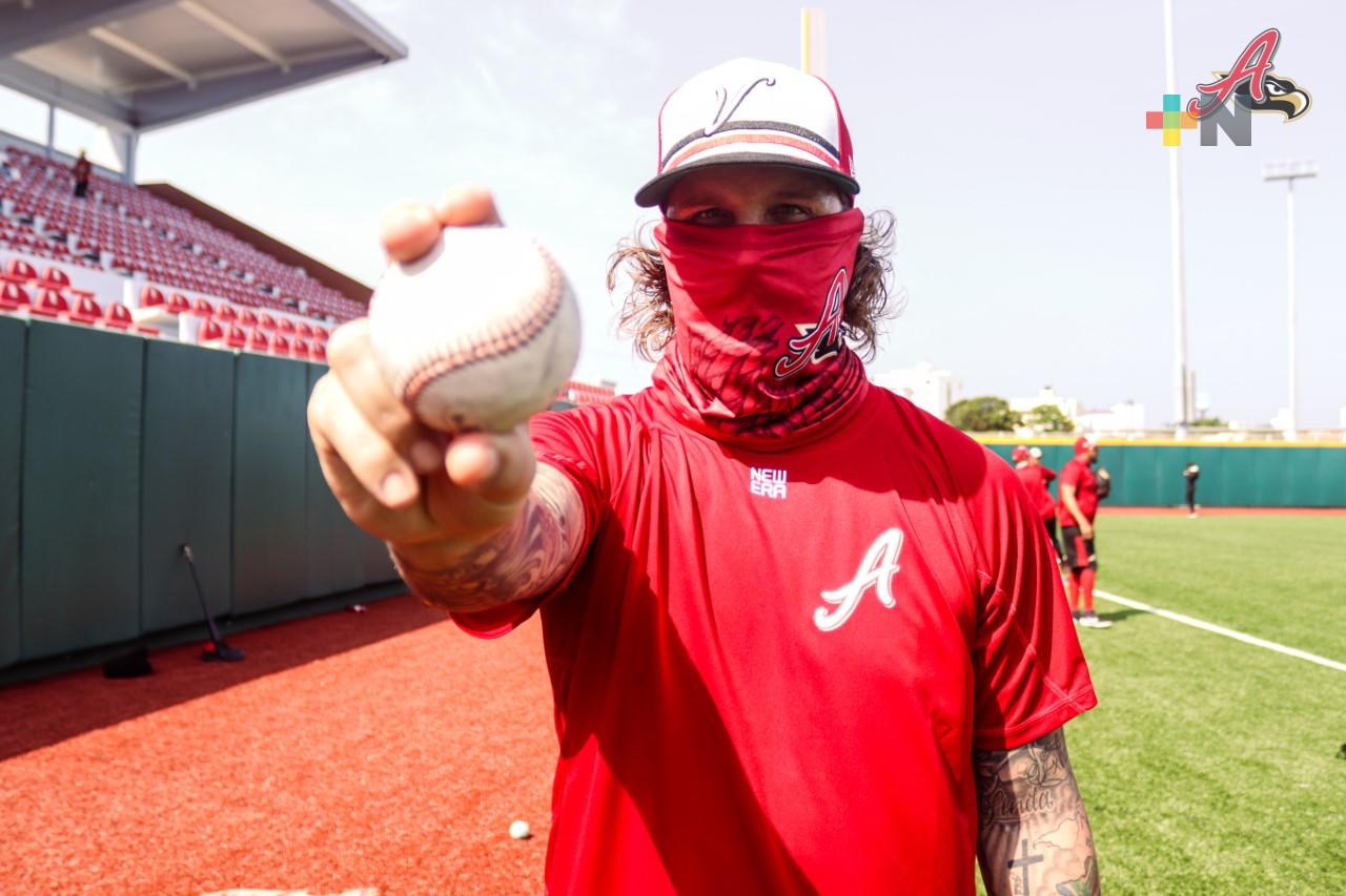 Dylan Unsworth busca ser clave en el pitcheo de El Águila