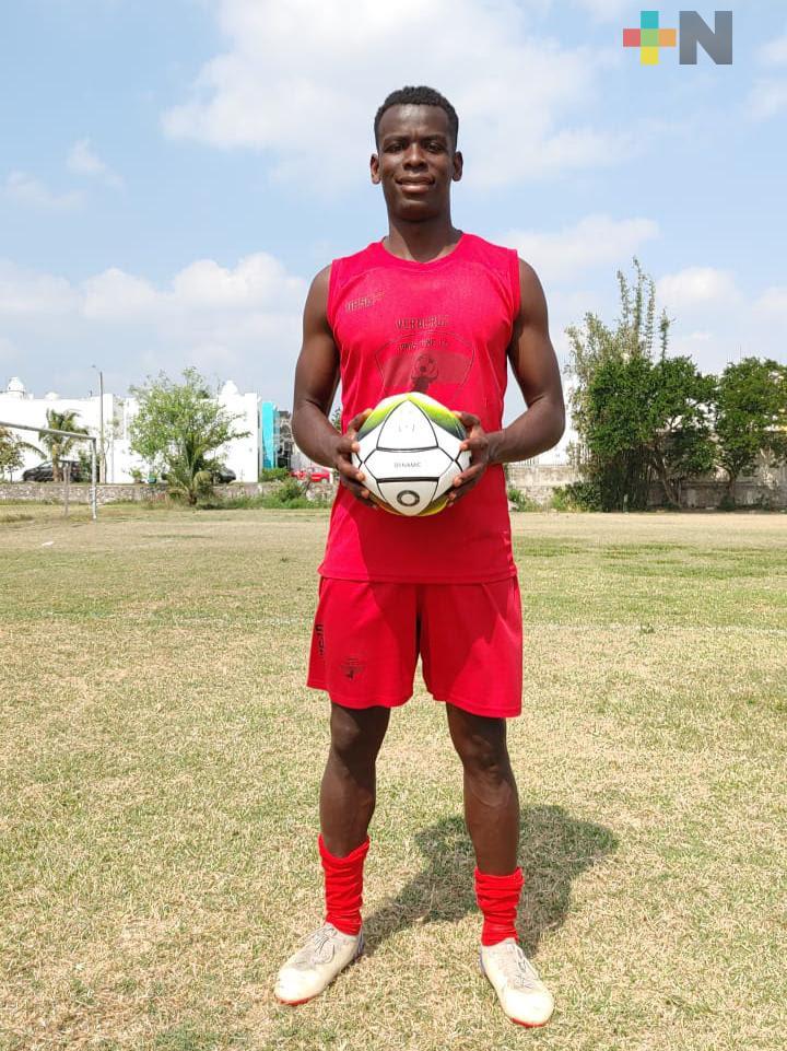 Refuerzo colombiano para Toros SIME