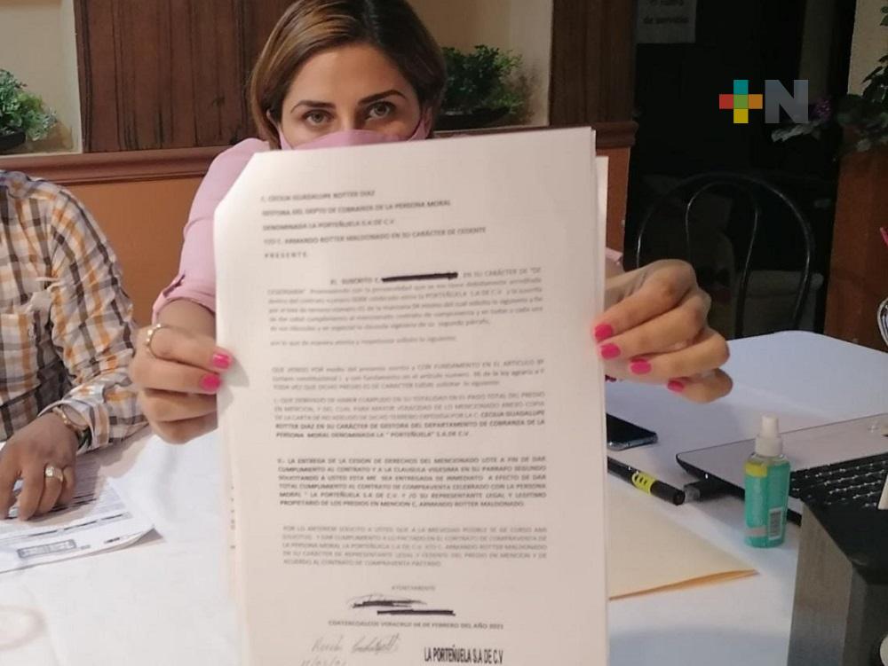 80 familias de Coatzacoalcos sin poder habitar sus casas; empresa se niega entregar derechos de posesión