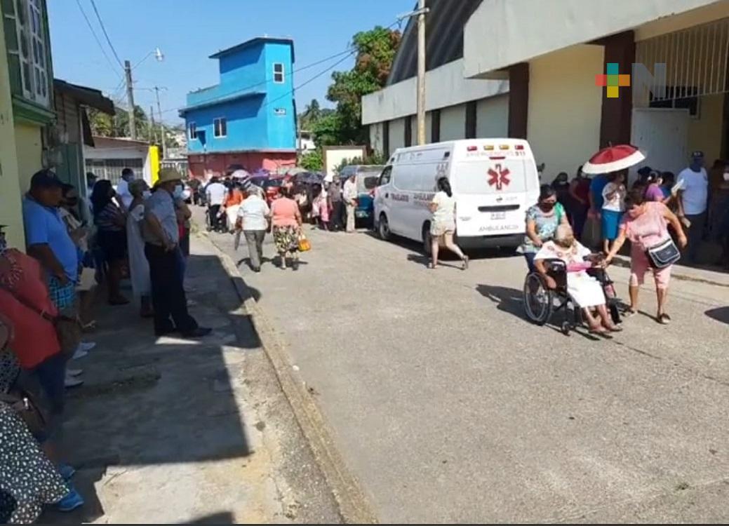 En Ixhuatlán del Sureste, inició aplicación de segunda dosis de vacuna anticovid para adultos mayores