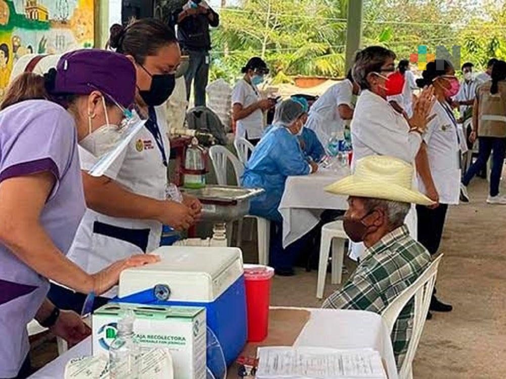 En municipios de la zona norte de Veracruz se vacunó al 100 por ciento de personas registradas: Manuel Huerta