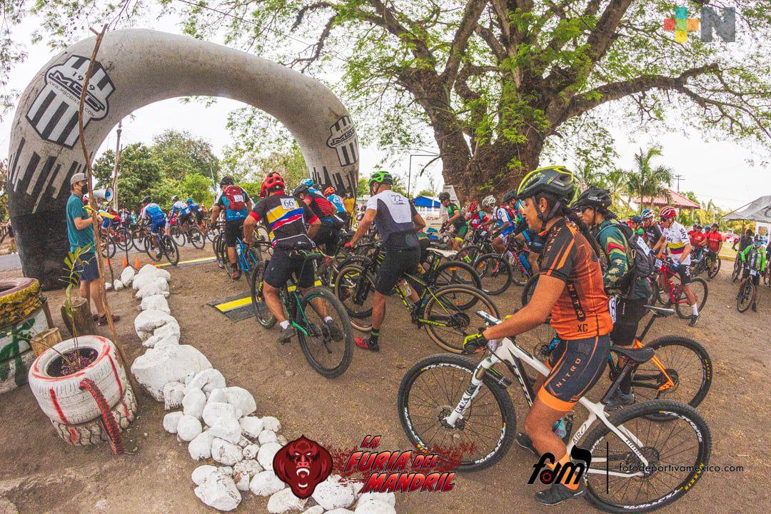 Víctor Eduardo Uribe ganó La Furia del Mandril 2021